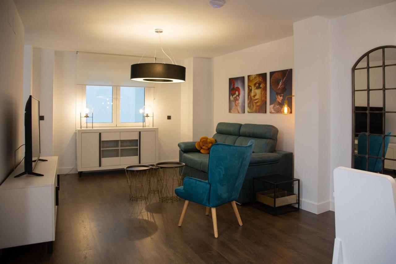 Apartamentos Boutique Cervantes Пласенсія Екстер'єр фото