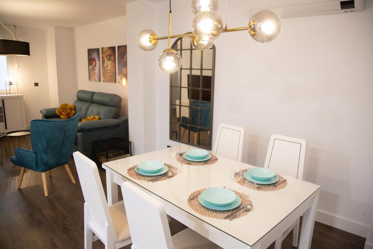 Apartamentos Boutique Cervantes Пласенсія Екстер'єр фото