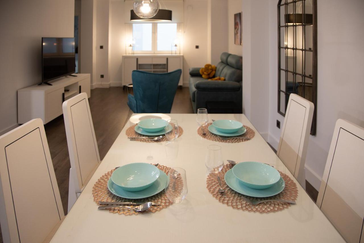 Apartamentos Boutique Cervantes Пласенсія Екстер'єр фото