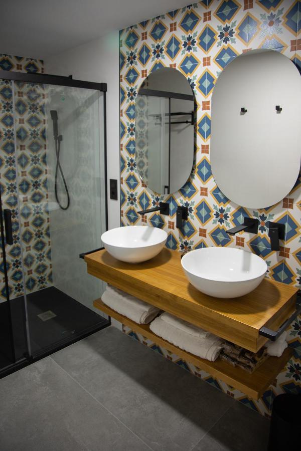 Apartamentos Boutique Cervantes Пласенсія Екстер'єр фото