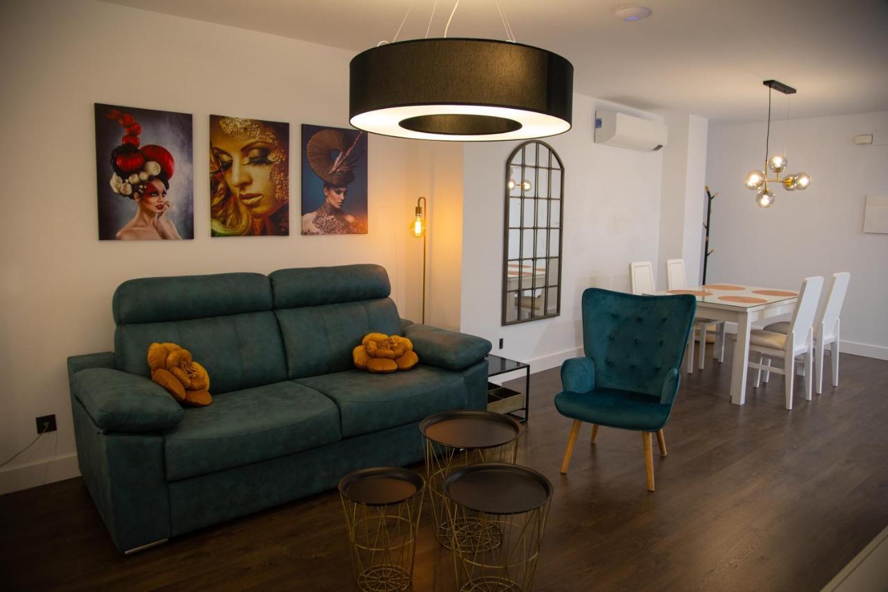 Apartamentos Boutique Cervantes Пласенсія Екстер'єр фото